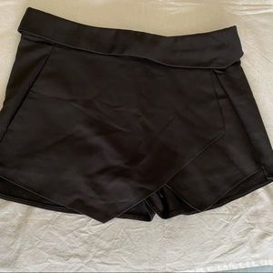 Zara basic black skort